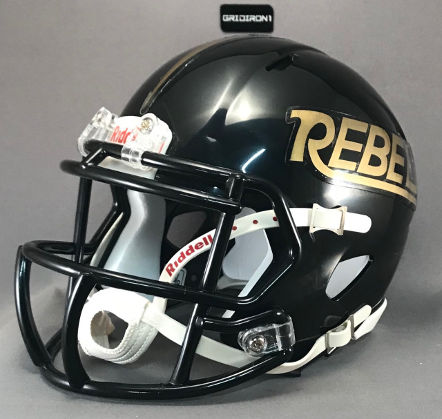 Boyle County Rebels HS 2009 (KY) with Gold tapered stripe point in the front